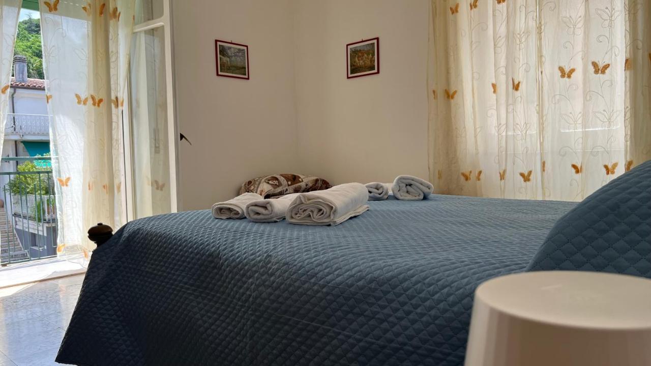 Amelia A Mare Apartman Paola Kültér fotó