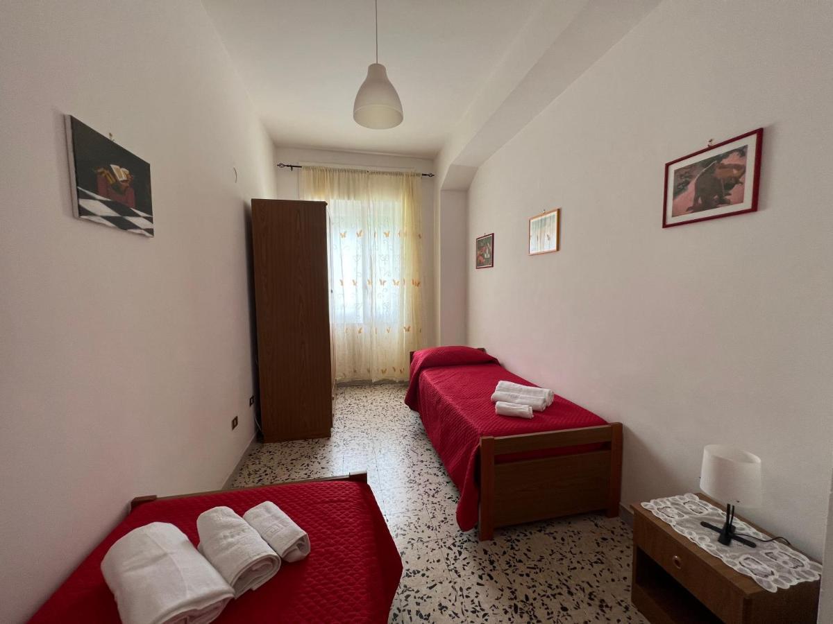 Amelia A Mare Apartman Paola Kültér fotó